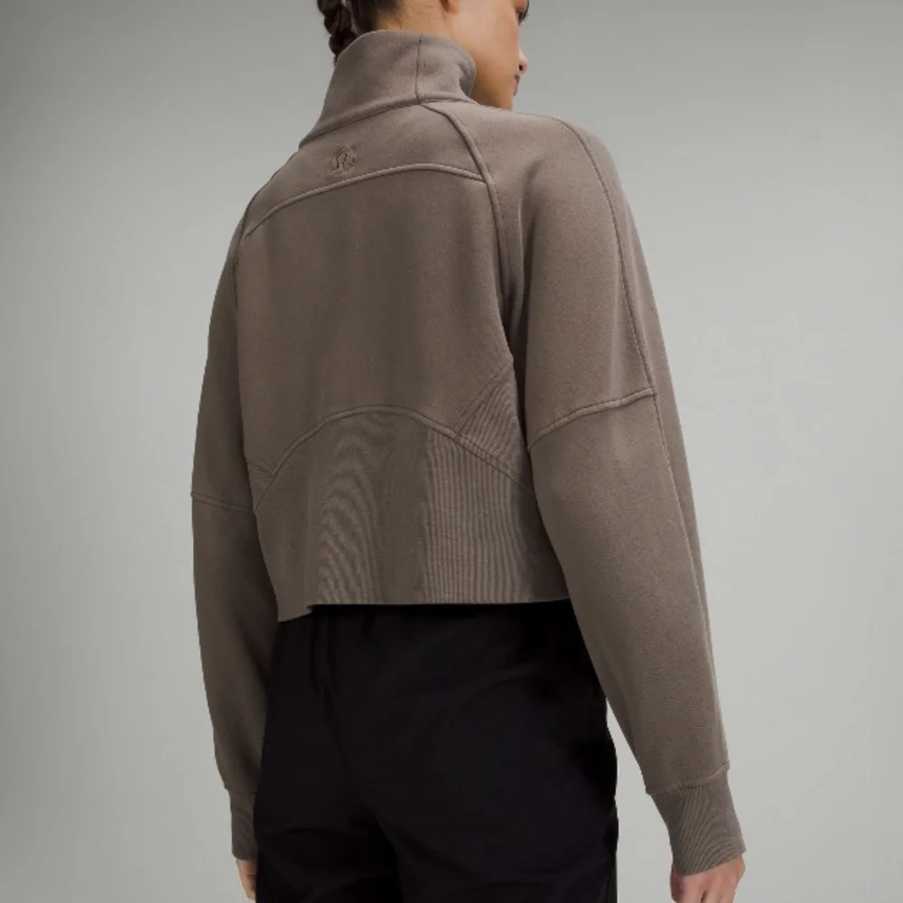 SOLD NWOT lululemon scuba oversized funnel half zip - Picture 4 of 9